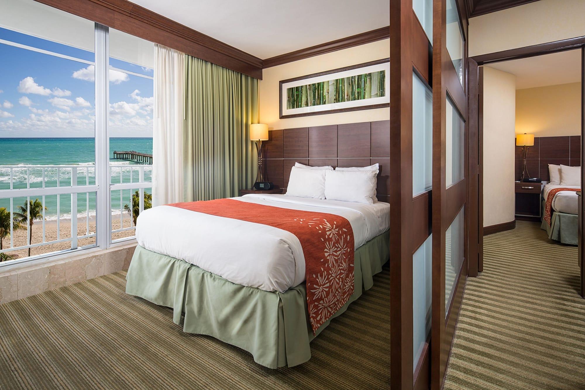 Newport Beachside Hotel & Resort Sunny Isles Beach Bagian luar foto