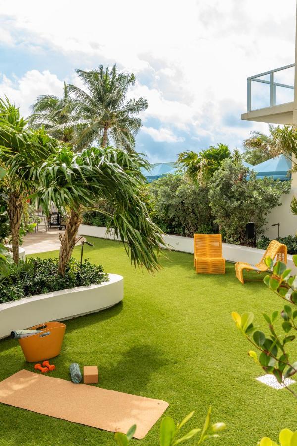 Newport Beachside Hotel & Resort Sunny Isles Beach Bagian luar foto