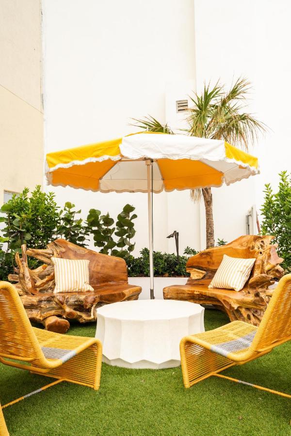 Newport Beachside Hotel & Resort Miami Beach Bagian luar foto